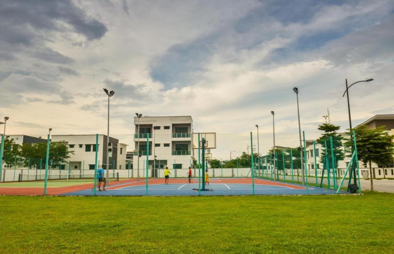 Setia Home Sitiawan Ktv 12+4 Pax Ngoại thất bức ảnh